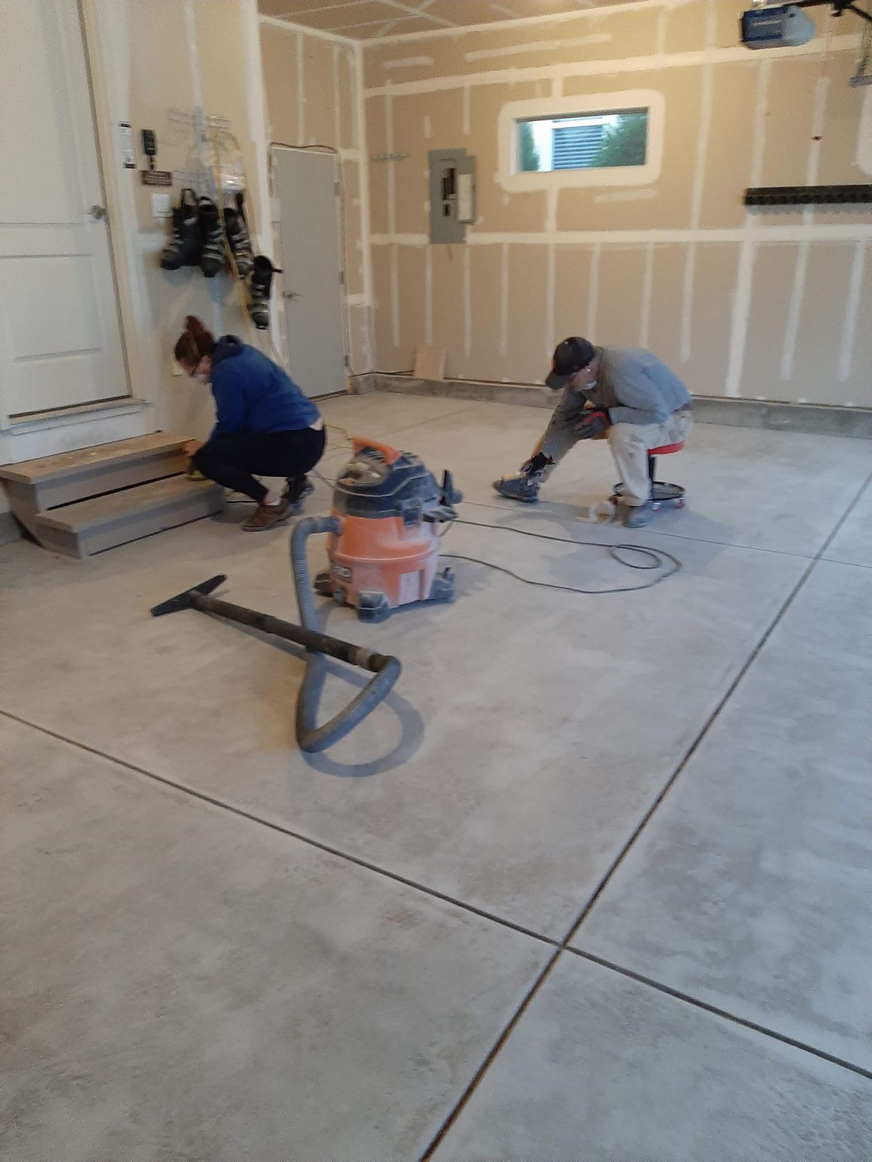 Sanding steps and joints